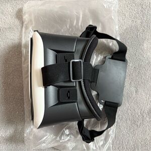 Virtual Reality headset  for your phone. New